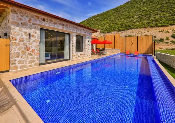 luxury-stone-villa-in-the-heart-of-nature-in-kalkan-bezirgan