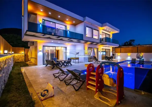 a-villa-with-a-sauna-and-pool-for-large-families-in-kalkan-uzumlu